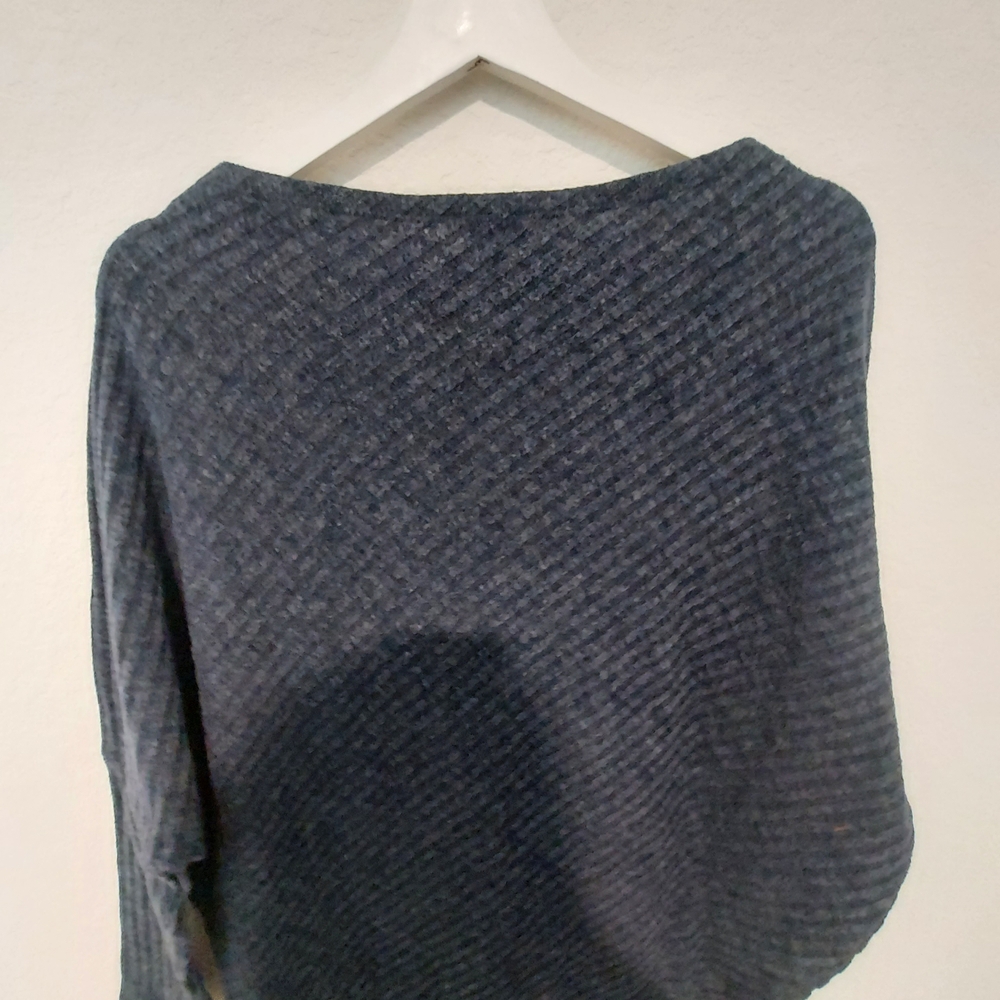 Women's Blue Sweater - Picture 2 of 3